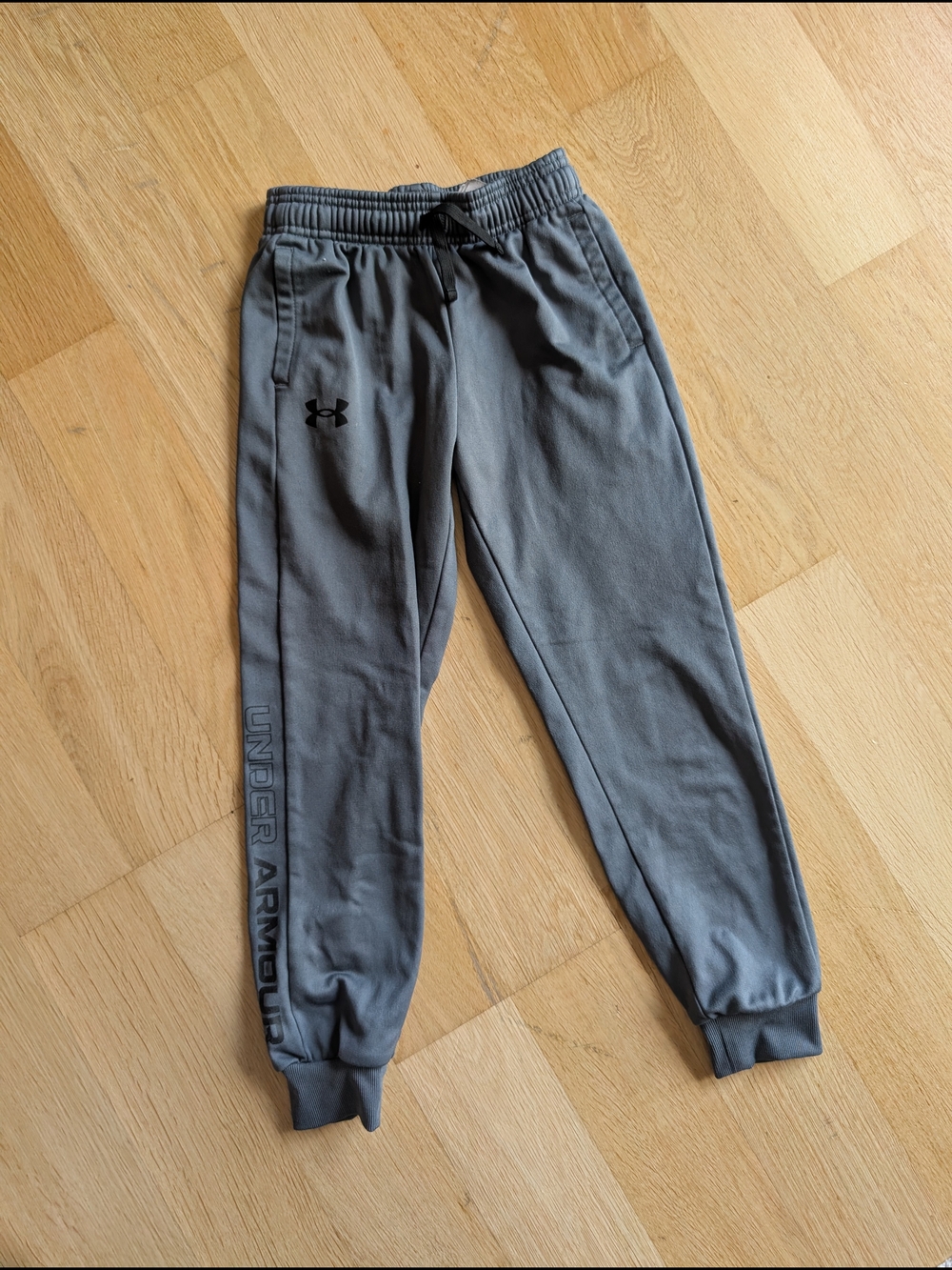 Under Armour Boys Gray Jogger Sweatpants with Logo